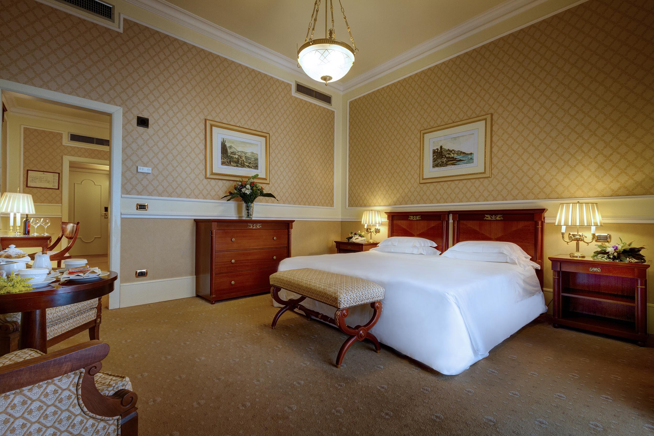 Grand Hotel Et Des Palmes Palermo Exterior foto A room at the hotel